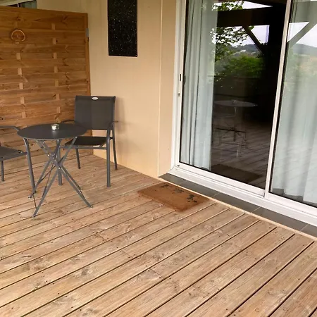 Le Clos De Bajardan فندق مبيت وإفطار