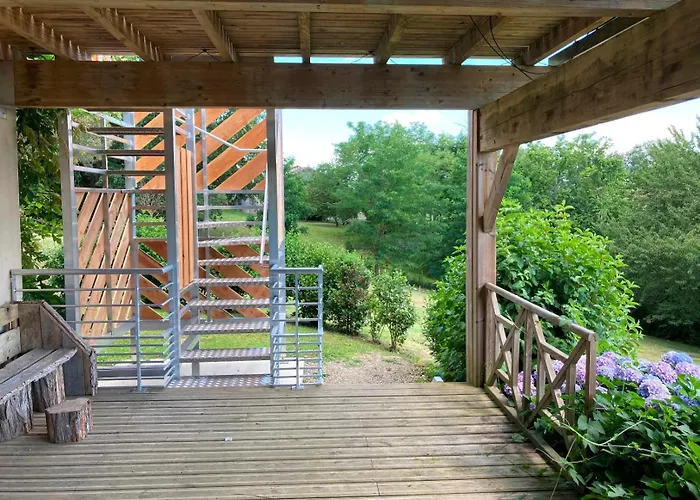 فندق مبيت وإفطار Le Clos De Bajardan 3*