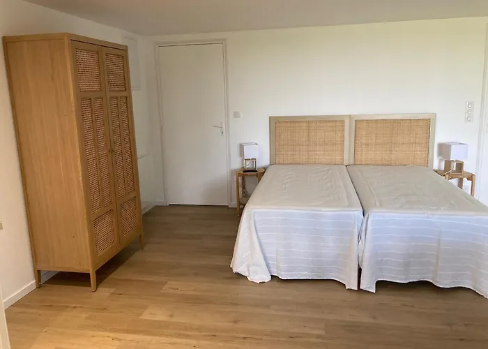 Le Clos De Bajardan 3* Couloume-Mondebat